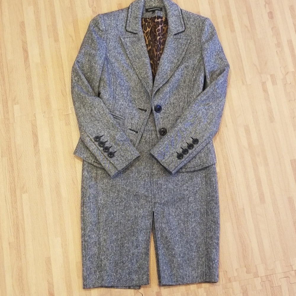Express suit and skirt set size 0